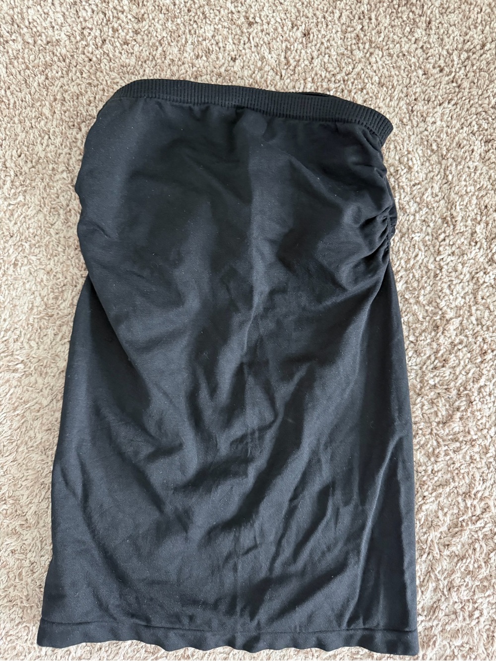 bebe Black top - Sleek Tube Style